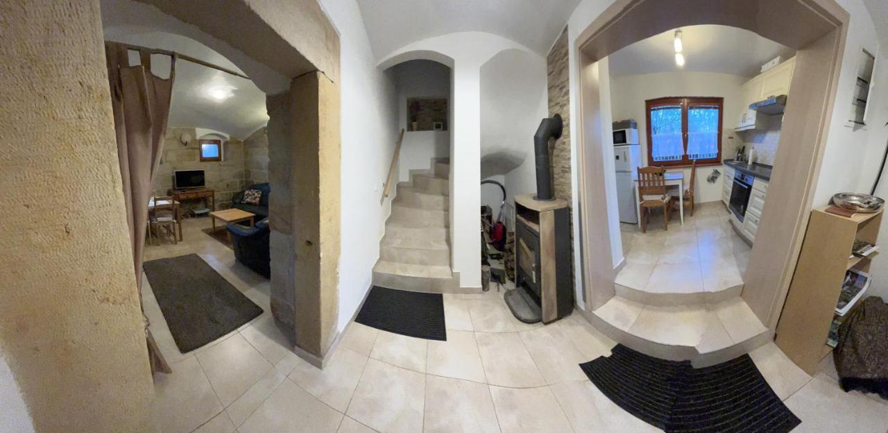 Cely Dum Flora V Ceskosaskem Svycarsku Apartment Janov Exterior photo